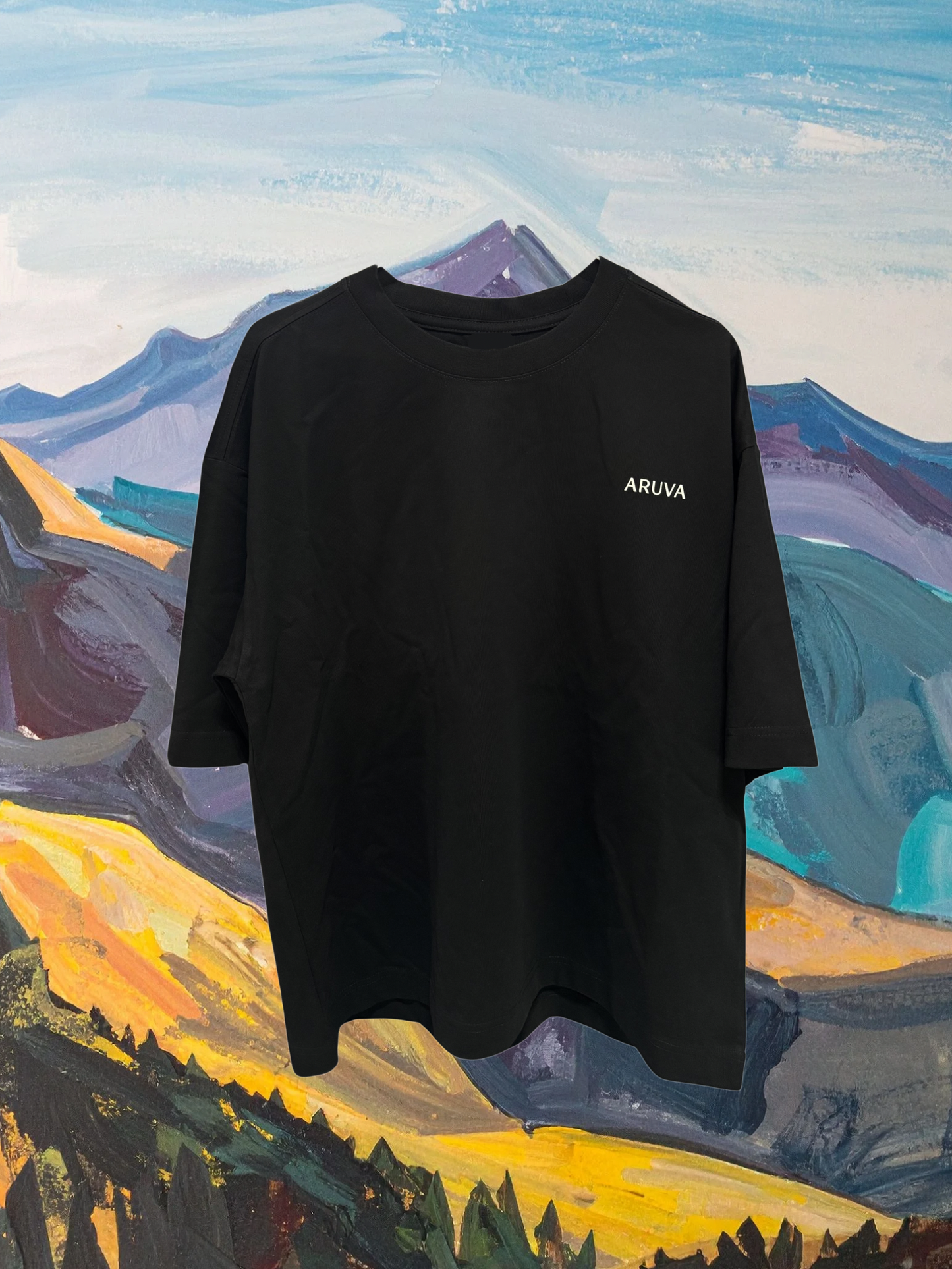 T-shirt “FUELED BY ARUVA” Oversized black